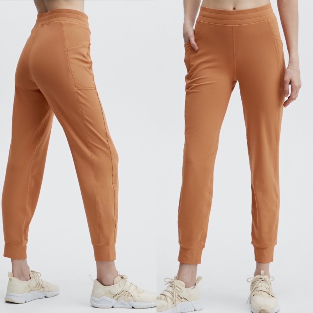 🤑SALE⭐️High Waisted Therma Flex Joggers by Fabletics